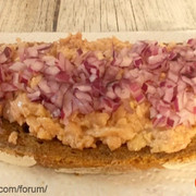 Печень трески с луком и уксусом
