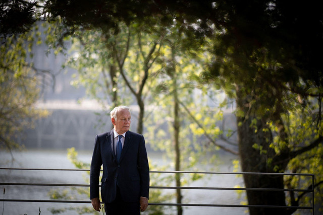 Jean-Marc Ayrault (attention peut-être de l'IA, ces jours-ci on ne peut plus savoir, merci AI overview) Jean-Marc Ayrault (attention peut-être de l'IA, ces jours-ci on ne peut plus savoir, merci AI overview)