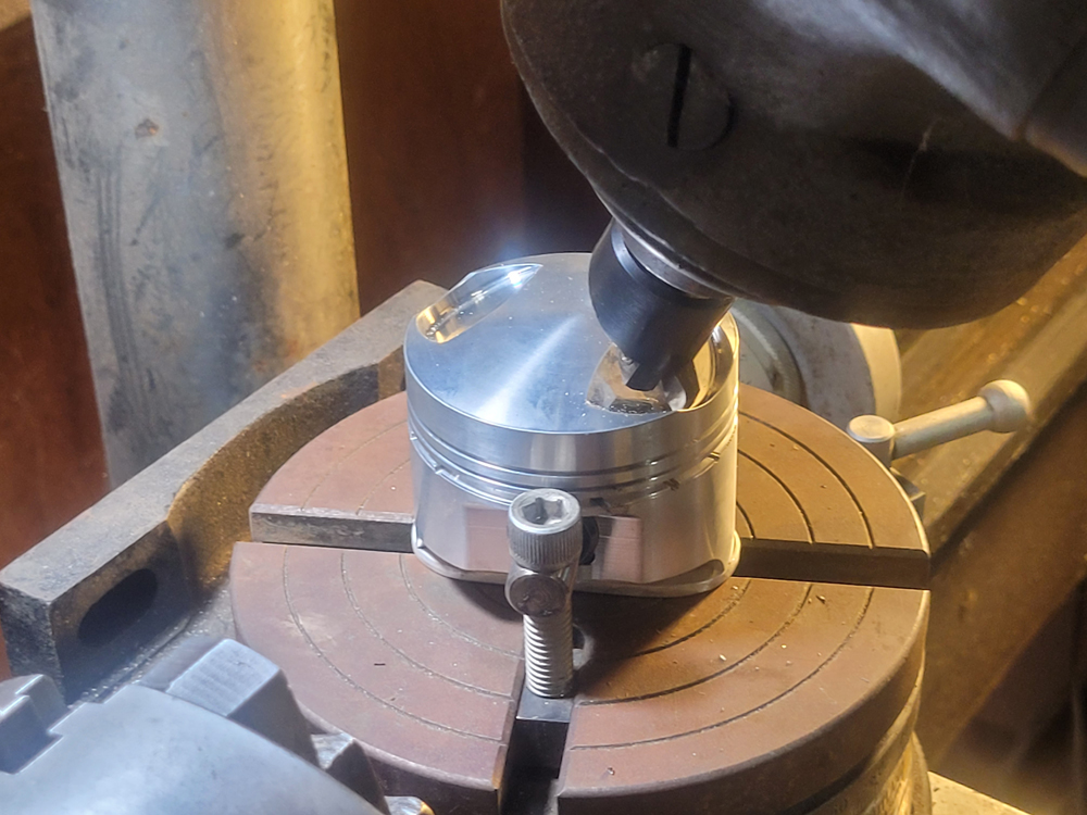 Valve pocket cutting