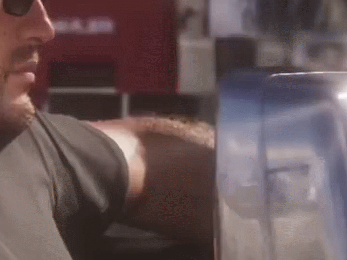 insta.gif