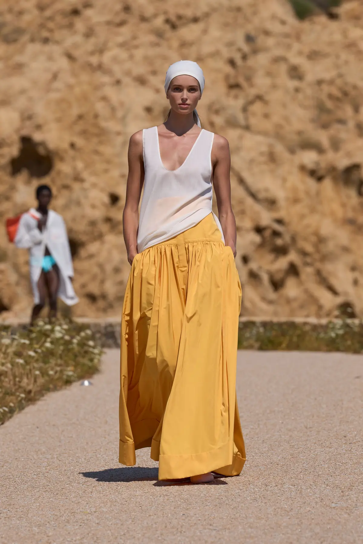 Spring 2027 Ready-to-Wear Collection Unveiled