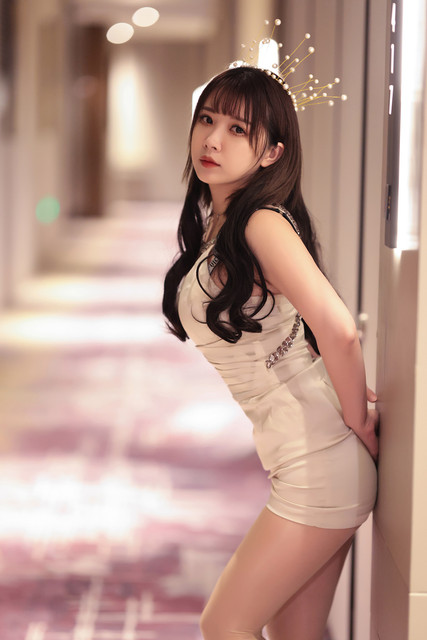 023