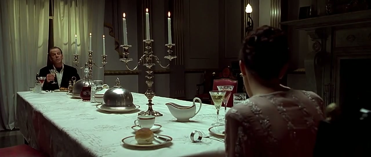 Dark City Screenshot