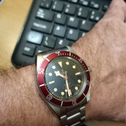 1000066437