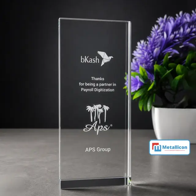Crystal Business Partner Award Crest