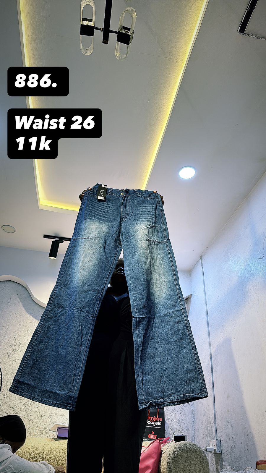 Waist 26