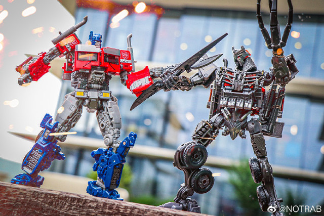 SS-102-Rise-Of-The-Beasts-Optimus-Prime-17