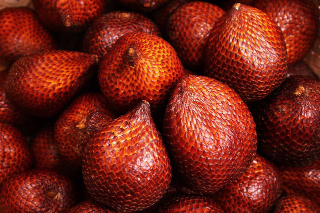 Snake Fruits