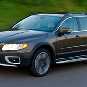 Шведский универсал: чем привлекает Volvo XC70 второе поколение.