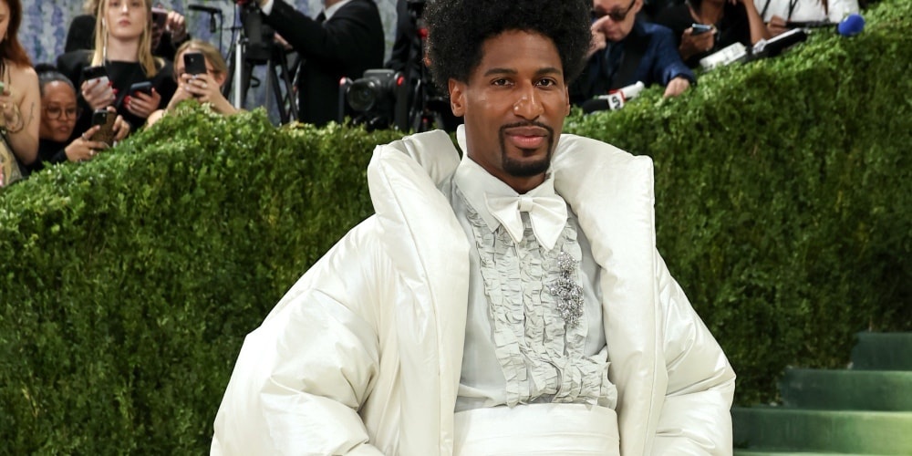 Jon Batiste i ERL: Nowa Kolekcja Inspirowana Barkleyem L. Hendricksem na Met Gala