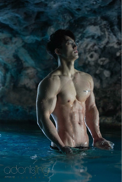 adonis2 1 22.jpg