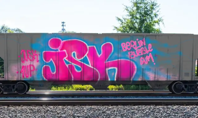 Graffiti artwork by iUSK