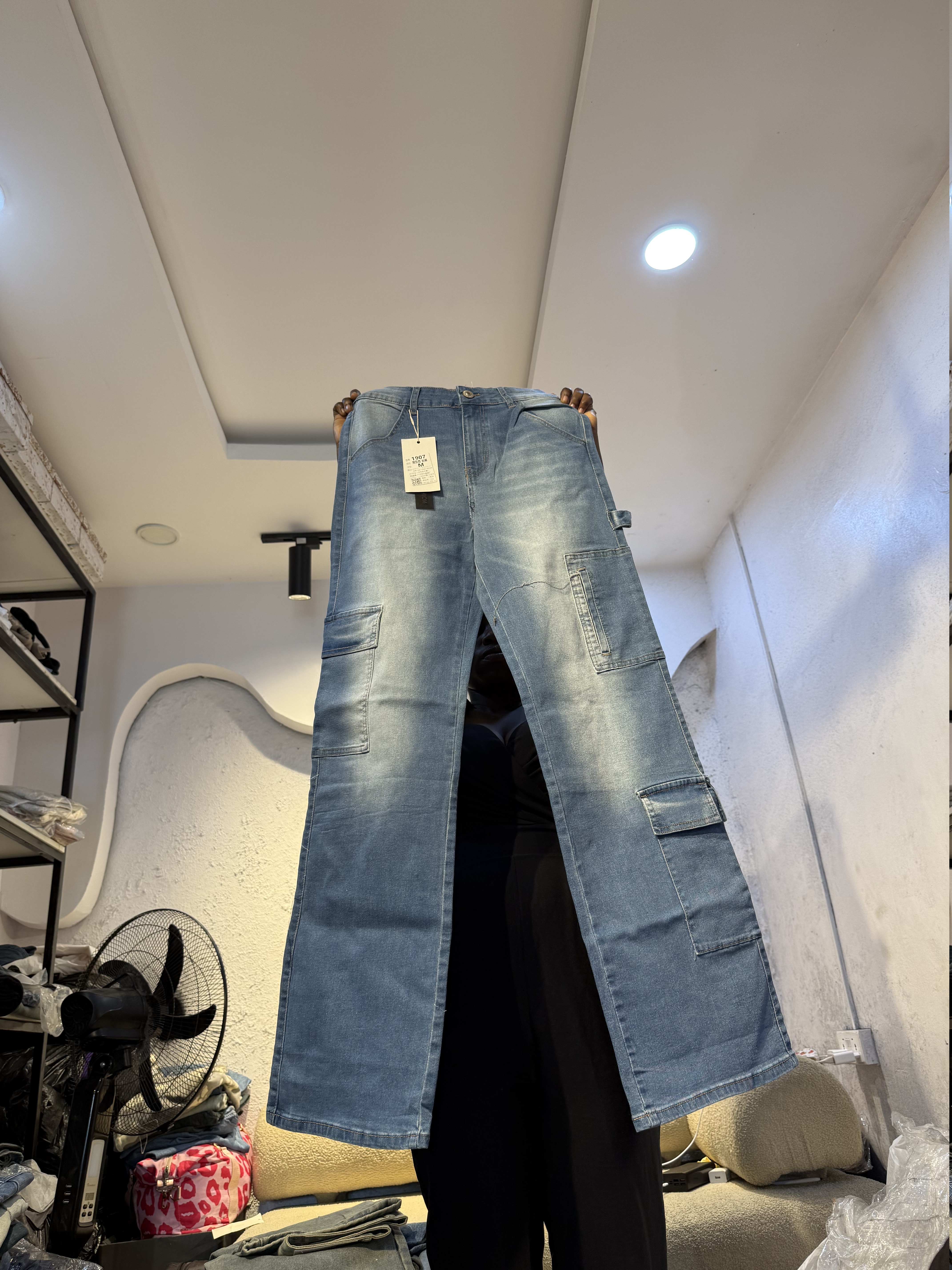 Waist 28