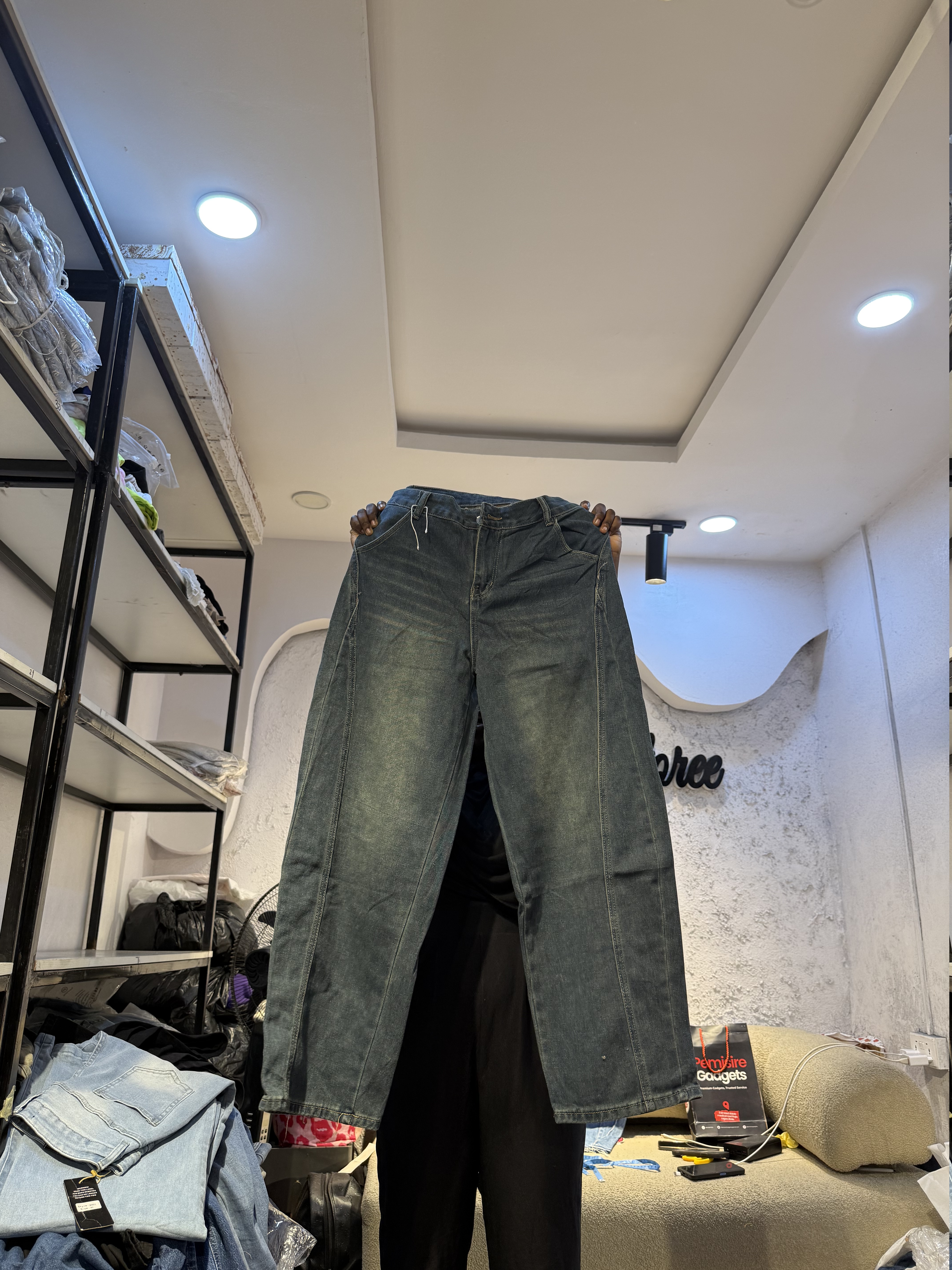 Waist 30