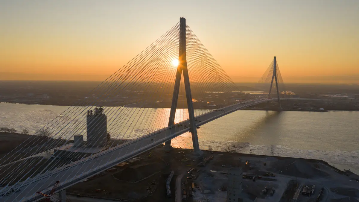New Border Crossing to Open Quietly