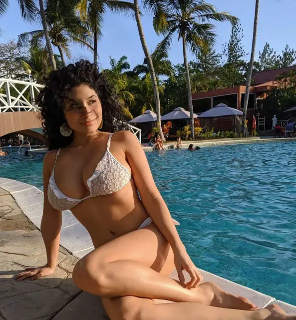 Isabella-Rodriguez-aka-Isabellardrguez-174