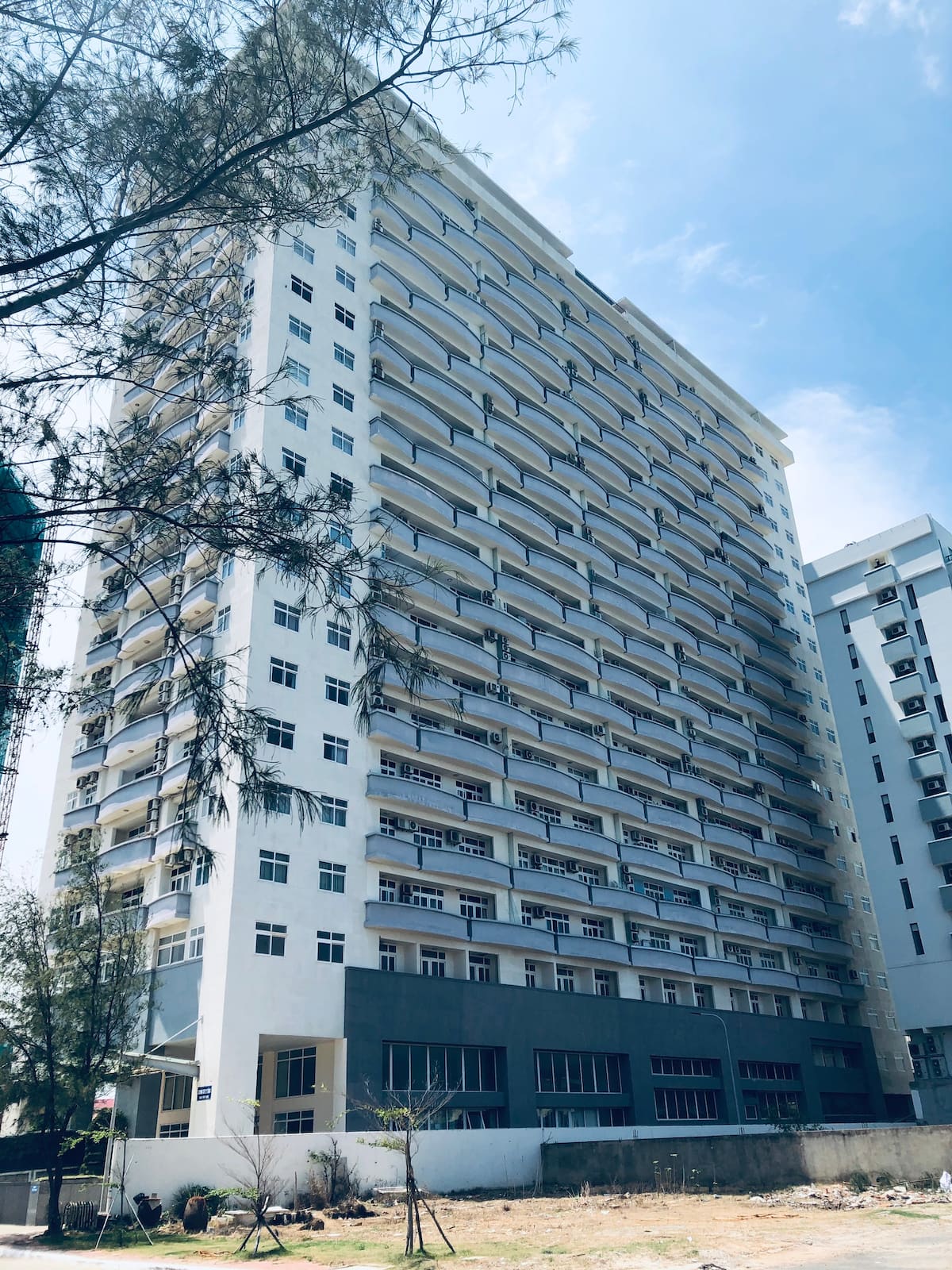 View từ tầng cao chung cư Sunbeam Homestay Tầng 16 chung cư view thành phố biển