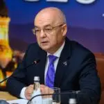 Atacul asupra ambulanței, o consecință a dezinformării online: Primarul Emil Boc din Cluj-Napoca trage un semnal