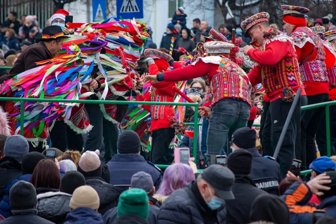 Distracție festivă pentru copii: activități de artă de Crăciun
