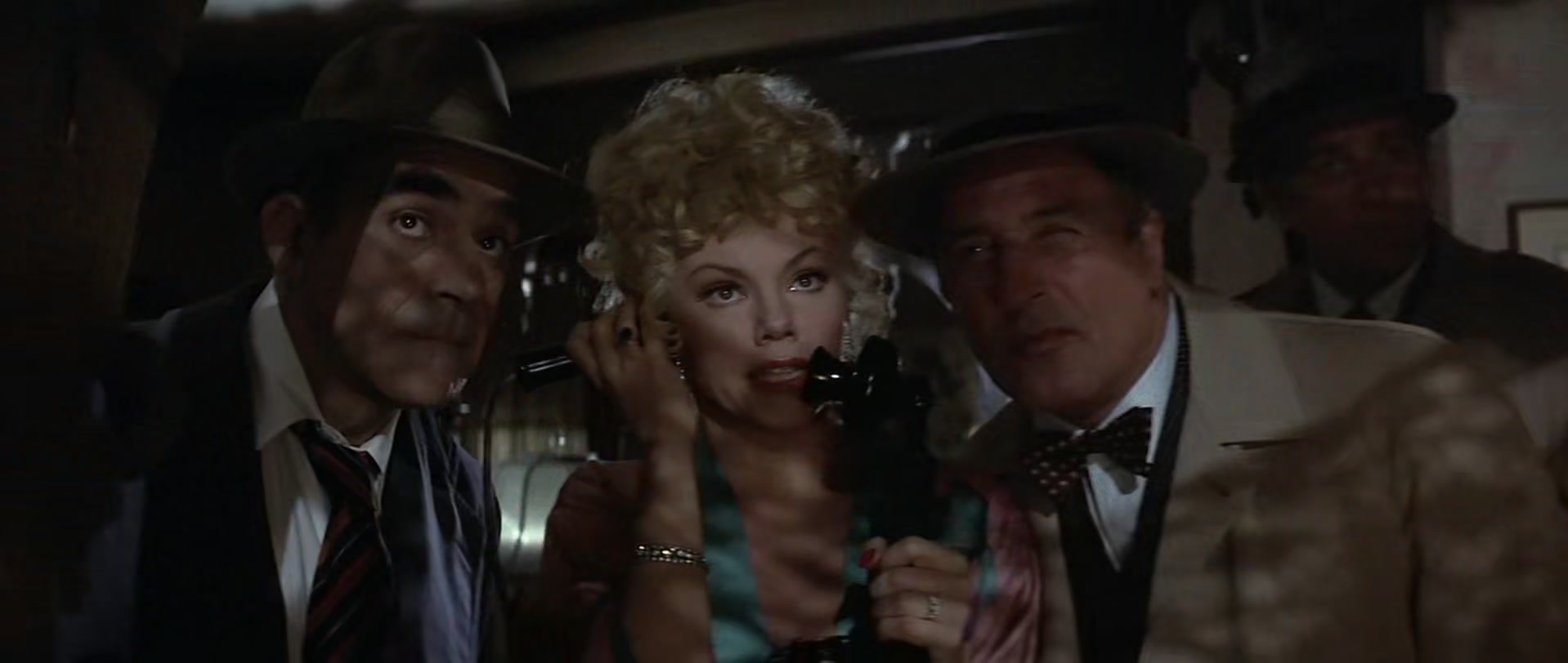 The Cheap Detective Screenshot