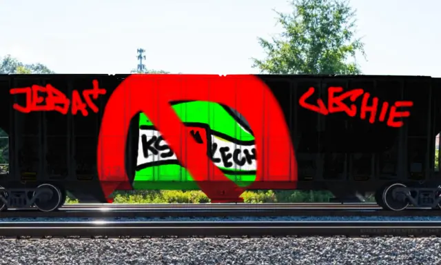 Graffiti artwork by GRUCHAvandals
