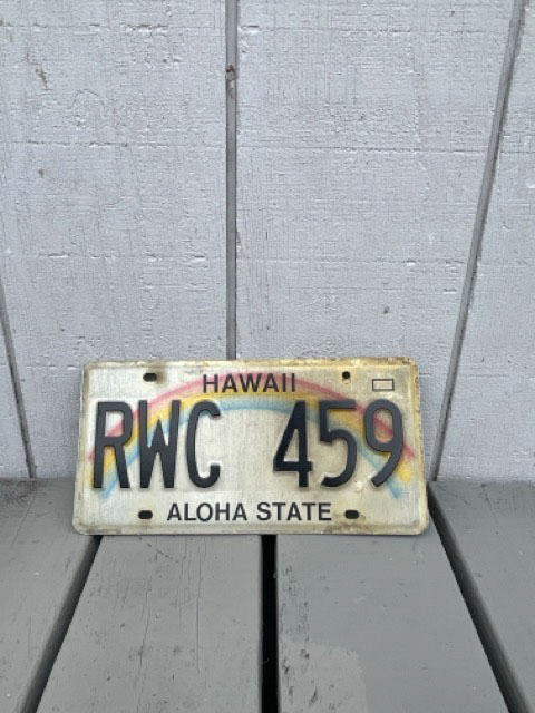 Vintage Hawaii License Plate - Aloha State Rainbow - Single Plate