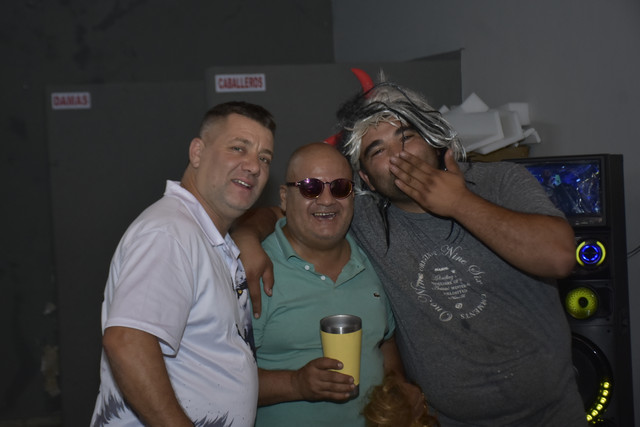 EMA8983.jpg