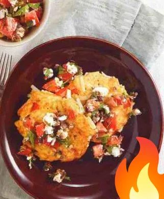 Постер Картофельные оладьи с томатным салатом