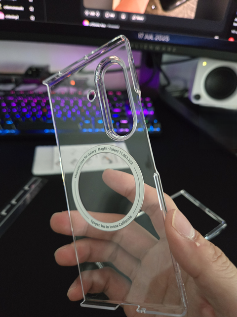 spigen-case-2