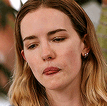 r Untitled 5.gif
