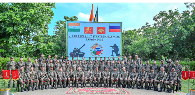 Group-Photo-Ex-ZAPADCF54.jpg