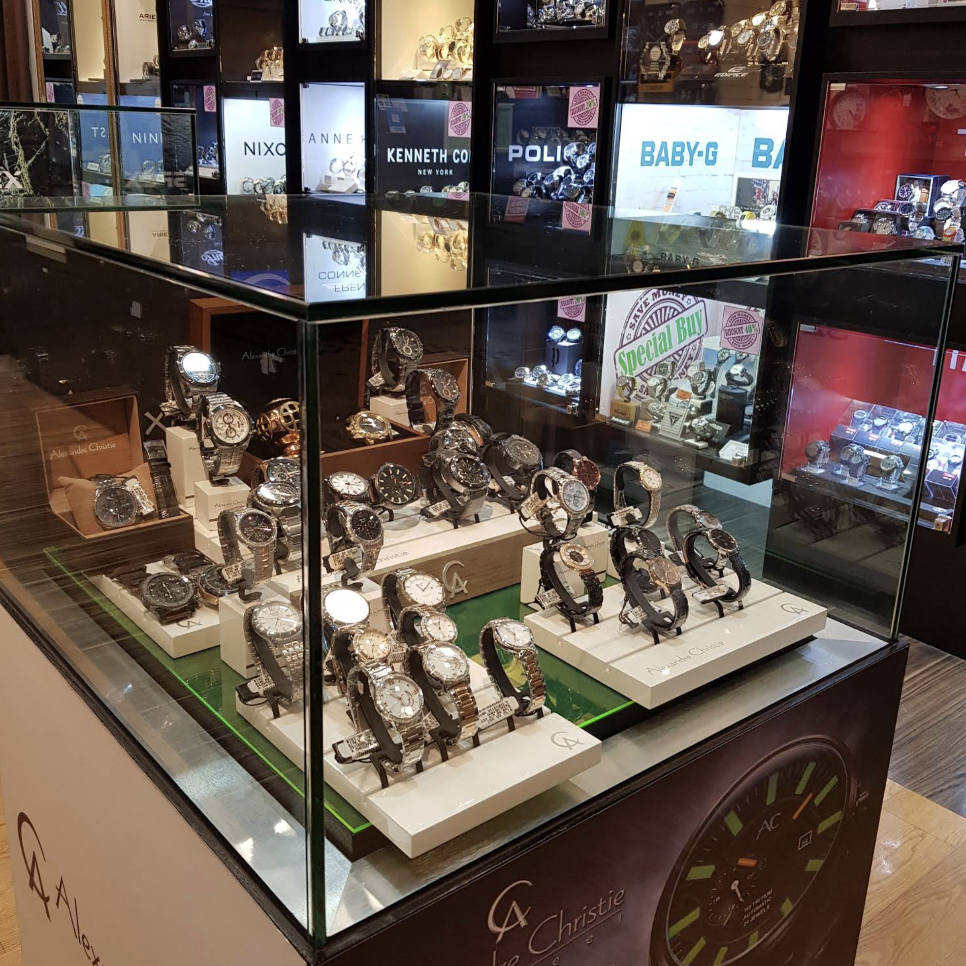 Watch it! storefront at PLQ Mall