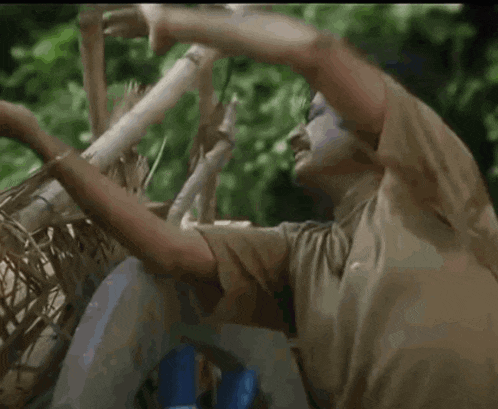[Image: padayappa-rajini-working.gif]