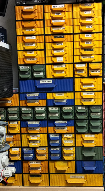 Cassettiera-Componenti.jpg