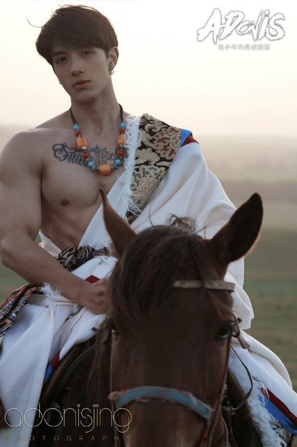 Adonis 02 23.jpg