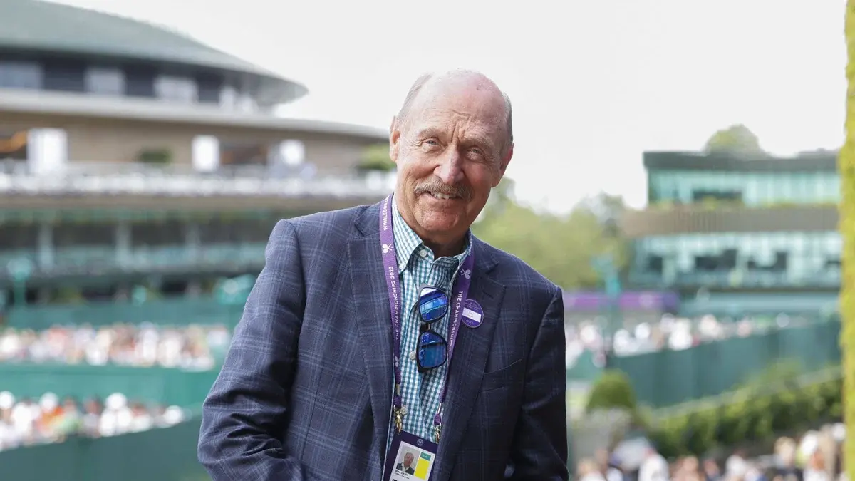 Tennis Legend Stan Smith Spotted Napping During Wimbledon Final Between Sinner and Zverev