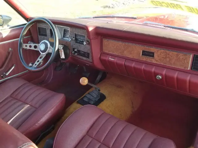 1977-Ford-Grenada-015