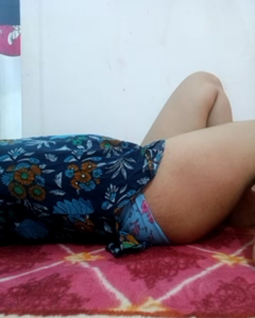 Wife Mom Aunty ki incest dunia with pics & Gifs