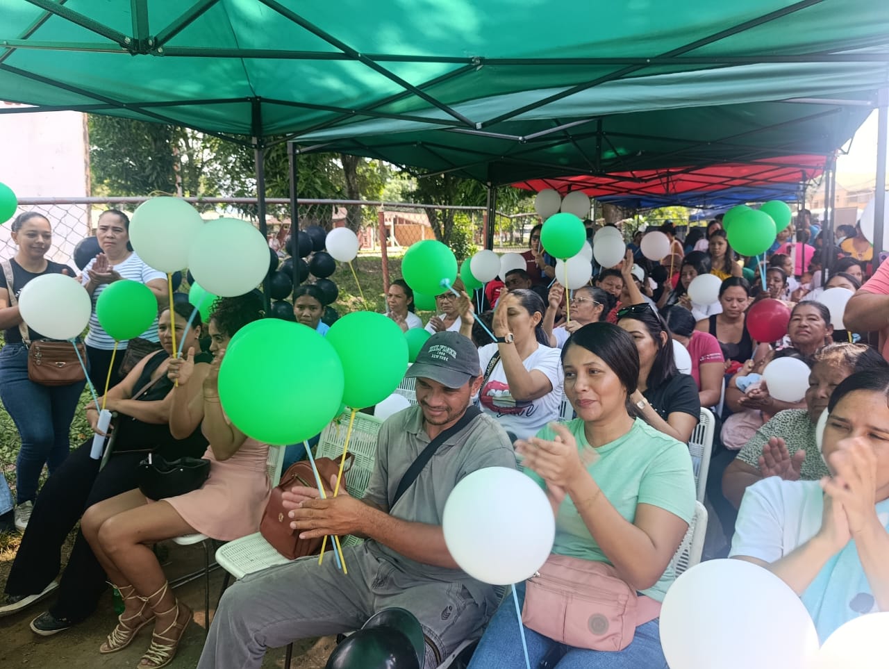 Dirección de Catastro Roscio Nieves entregó certificaciones de linderos y planos a habitantes del sector Nicolás Maduro