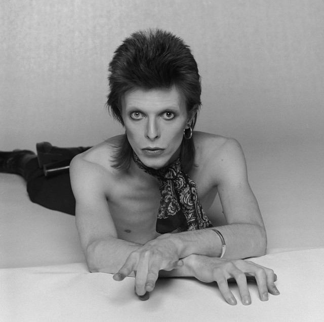 03-david-bowie-makeup.jpg
