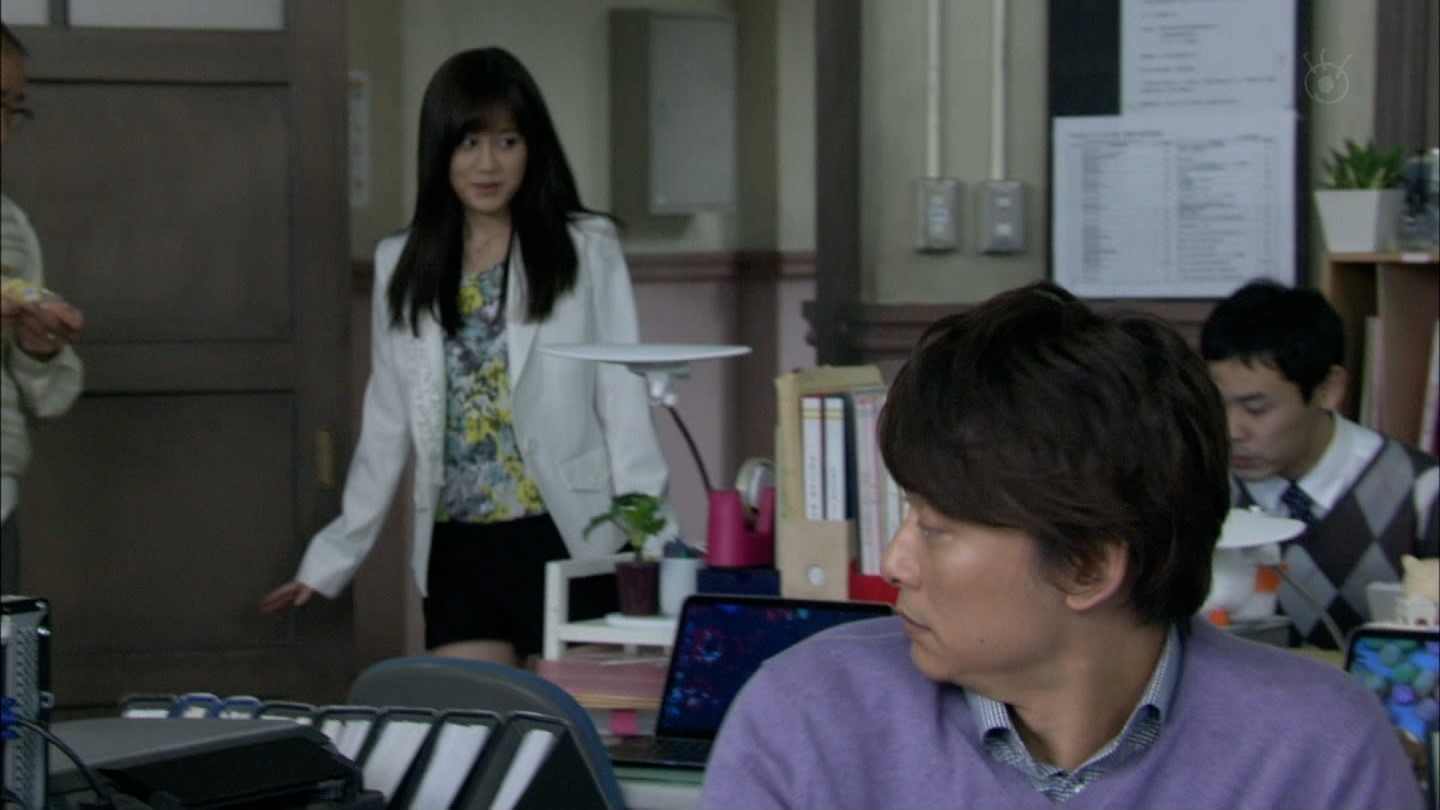 [Resim: atsuko-maeda-01.jpg]