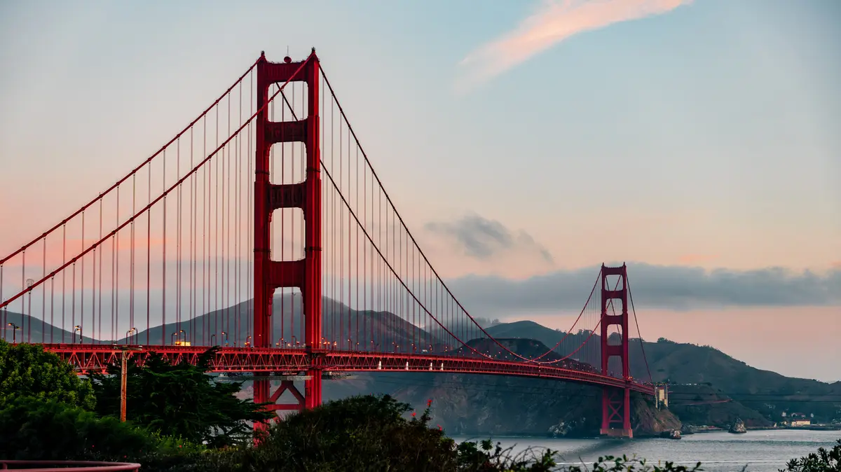 The Must-Try Seafood Dish for Tourists in San Francisco