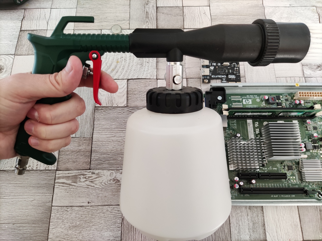 https://i.ibb.co/YkkRKbr/canon1.jpg