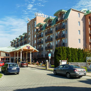P1070923-30