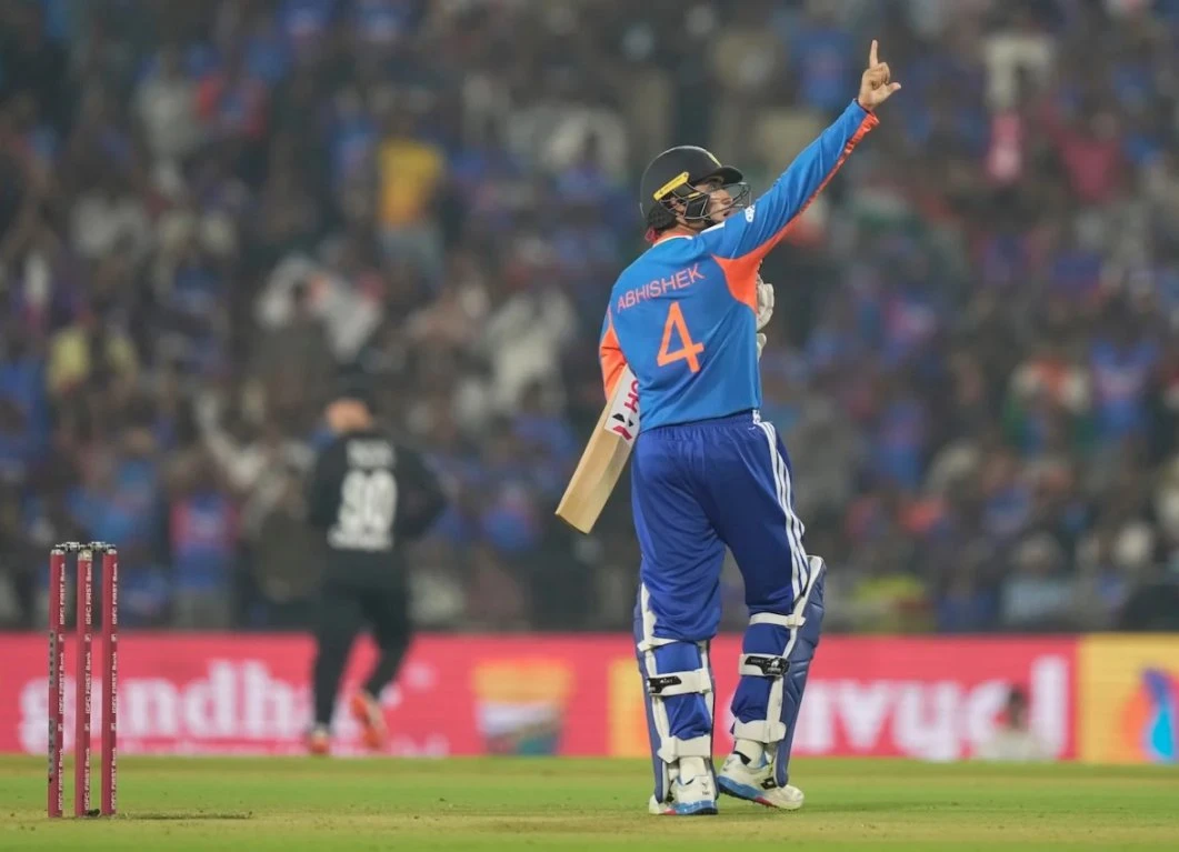 Most Sixes on First Ball in T20