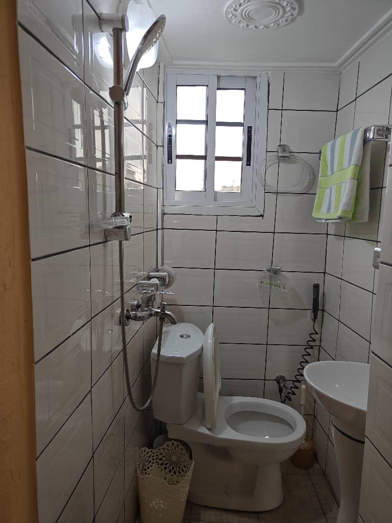 Chambre meublée à louer à Douala - 25000 FCFA/Nuit