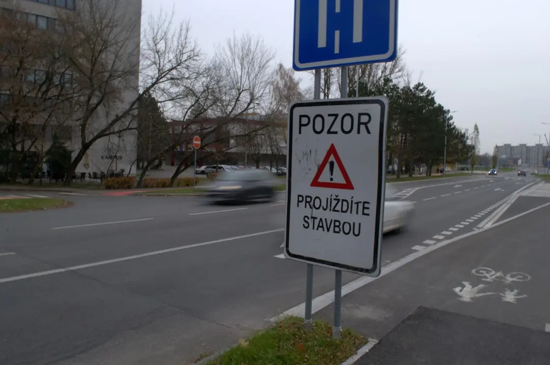 Petiție pentru demiterea conducerii Maternității Polizu