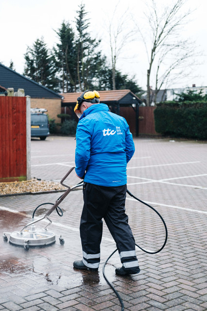 Window cleaning work 26