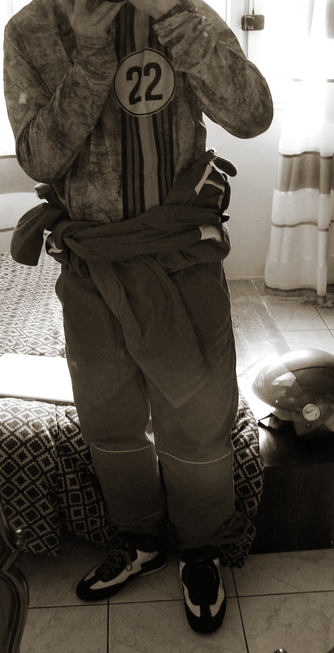 https://i.ibb.co/Z2fQffb/L1010214-sepia.jpg