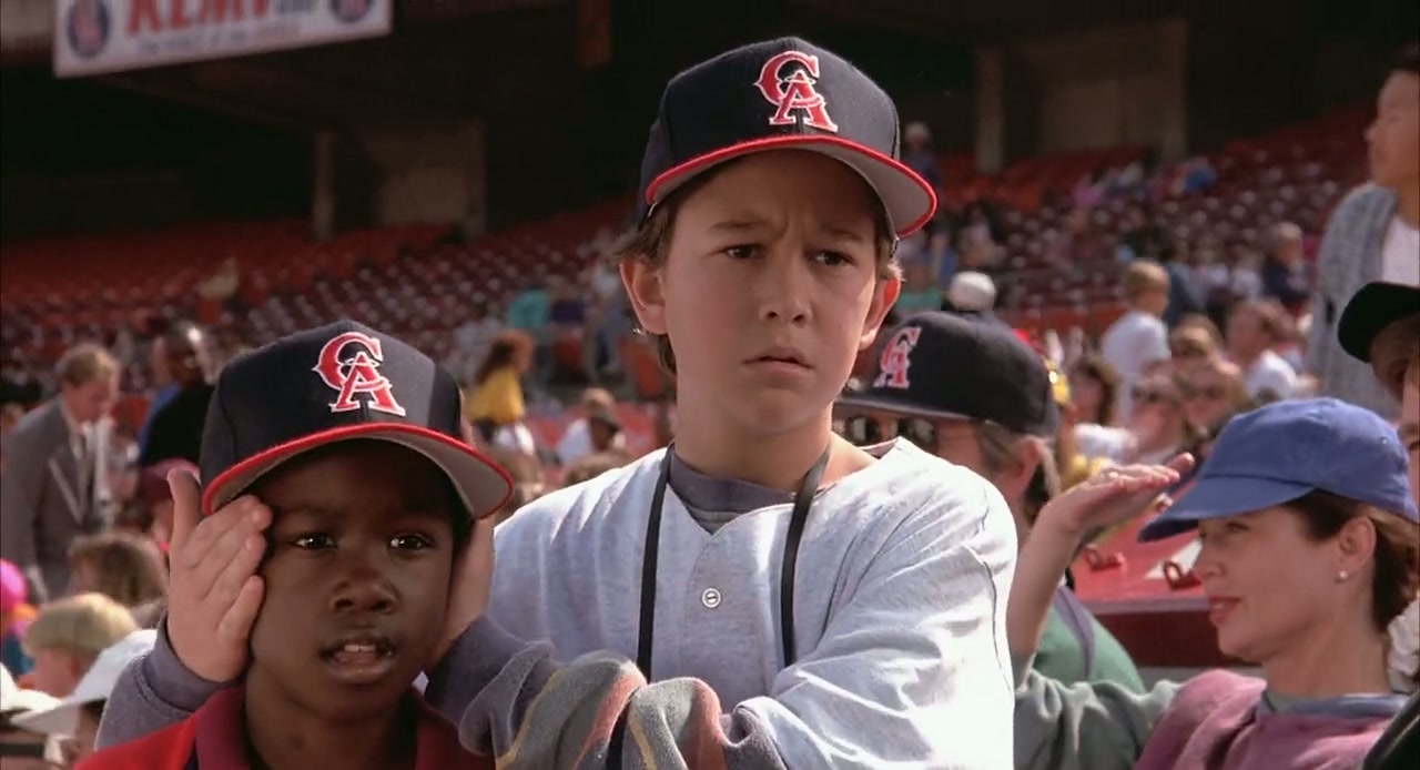 Angels in the Outfield Screenshot